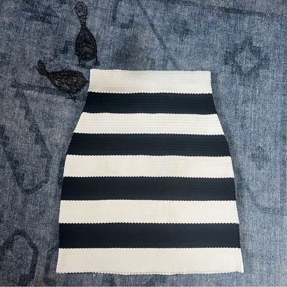 TouchMe High Waisted Black and White Pencil Skirt - Picture 1 of 8